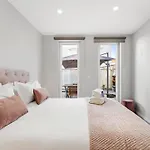 Апартаменты Gloria's House