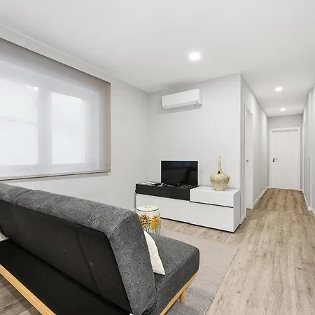 アパート Gloria's House アヴェイロ