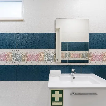 Gloria's House アパート